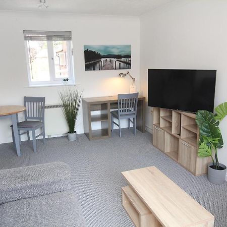Chipad Mono - Quality City Centre Apartment, With Free Parking Space Chichester Exteriér fotografie