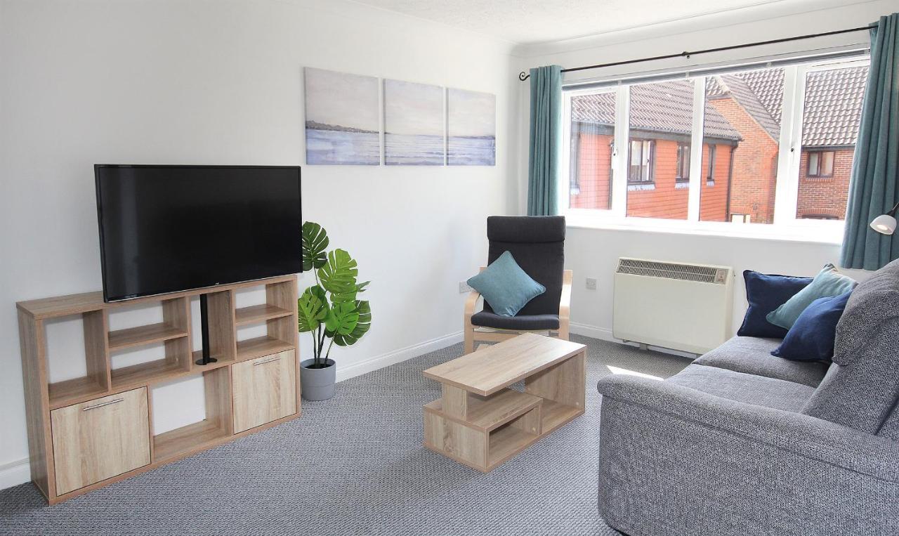 Chipad Mono - Quality City Centre Apartment, With Free Parking Space Chichester Exteriér fotografie