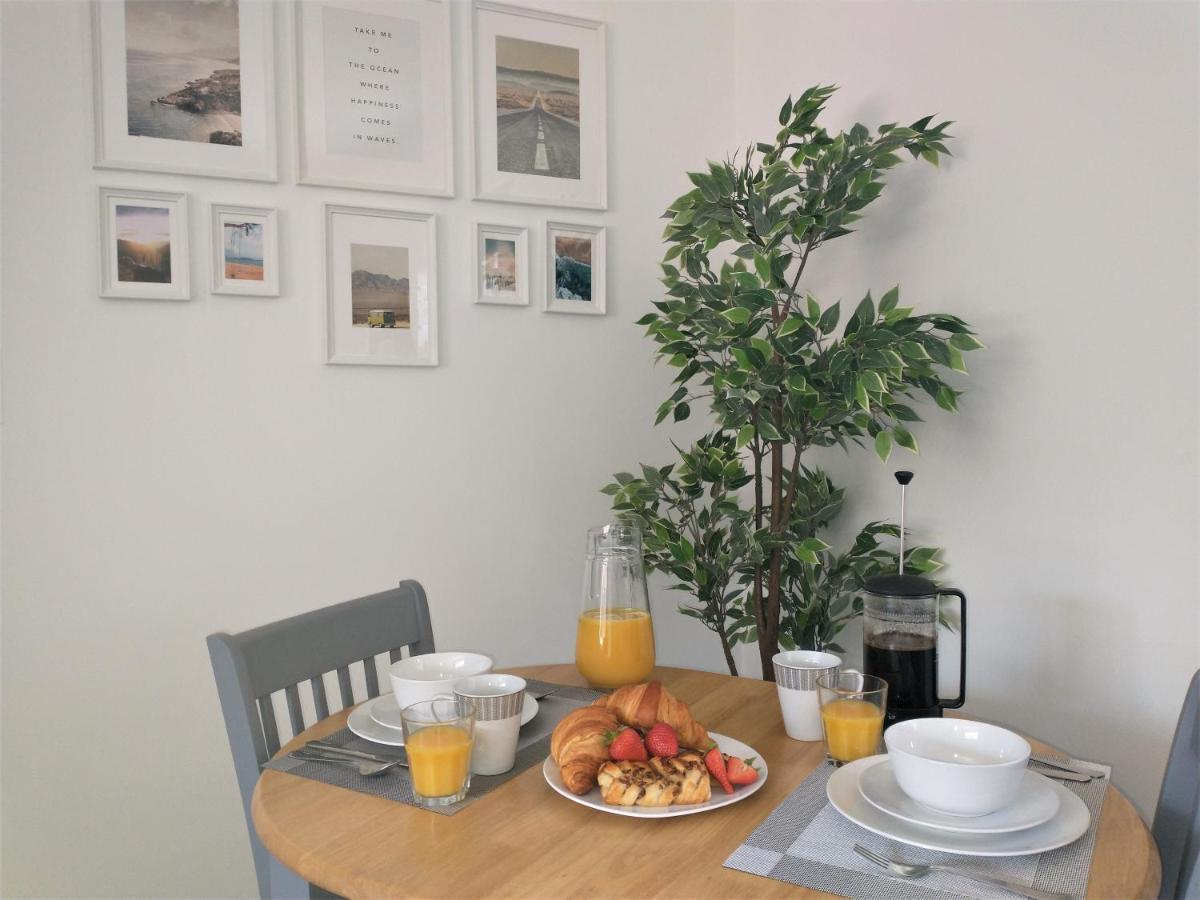 Chipad Mono - Quality City Centre Apartment, With Free Parking Space Chichester Exteriér fotografie