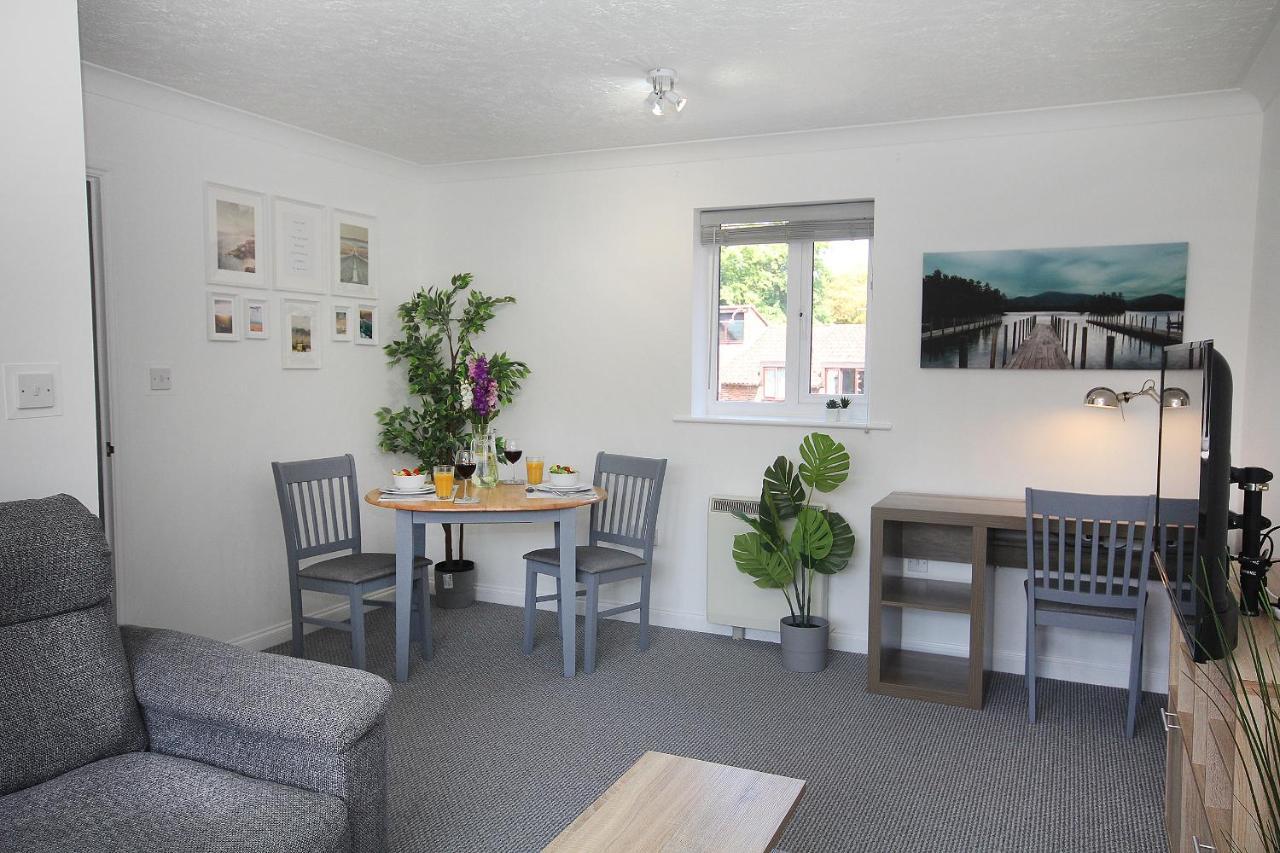 Chipad Mono - Quality City Centre Apartment, With Free Parking Space Chichester Exteriér fotografie
