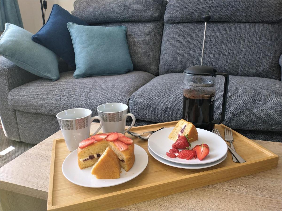 Chipad Mono - Quality City Centre Apartment, With Free Parking Space Chichester Exteriér fotografie